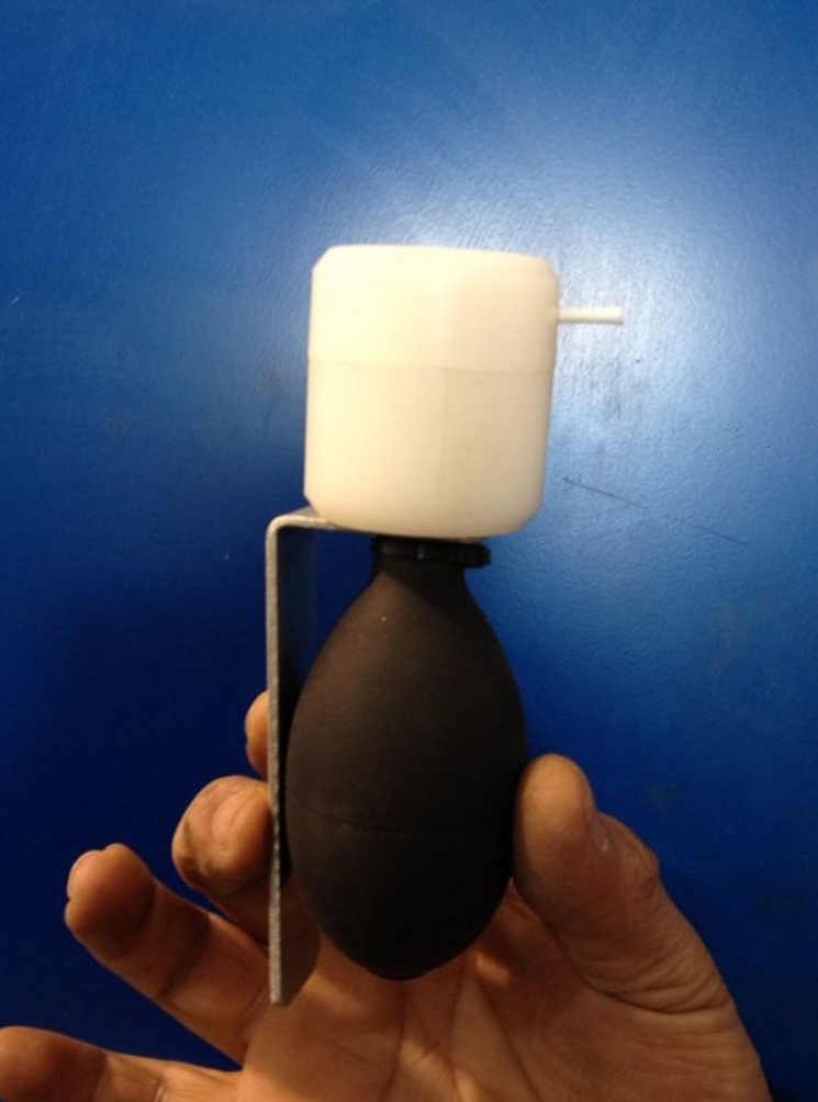 foto-contacto-mecanizados-ruiz-dorizzi-en-motril (1) Foto polinizadores de alta calidad para la chirimoya y la pitaya Mecanizados Ruiz Dorizzi en Motril (Granada)